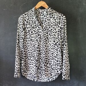 Express Portofino Shirt Sz XS Button Down V neck Snow Leopard Print Long Sleeve